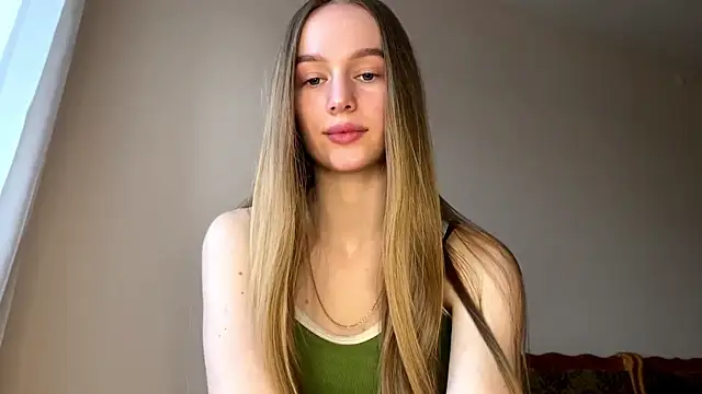 Viktoria Vibes online show from March 4, 3:07 pm