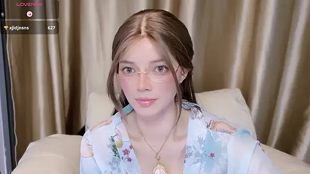 audience114 online show from April 3, 1:42 pm