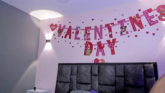 PeytonLouise online show from February 17, 12:48 pm