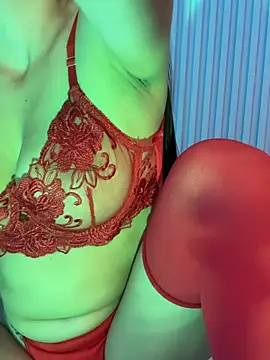 valerie20  online show from June 13, 5:16 am