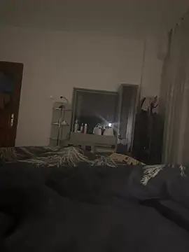 harleyquin00 online show from February 14, 7:27 pm