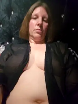 maturekate online show from February 11, 12:03 am