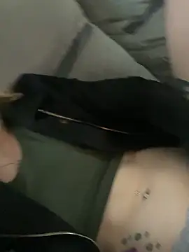 blondie-27 online show from May 16, 2:05 pm