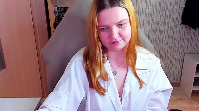 AnitaXVine online show from February 27, 6:19 pm