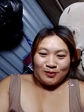 bany-lee online show from April 14, 1:33 pm