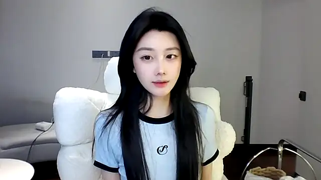 MedeLineayr online show from April 19, 3:01 pm