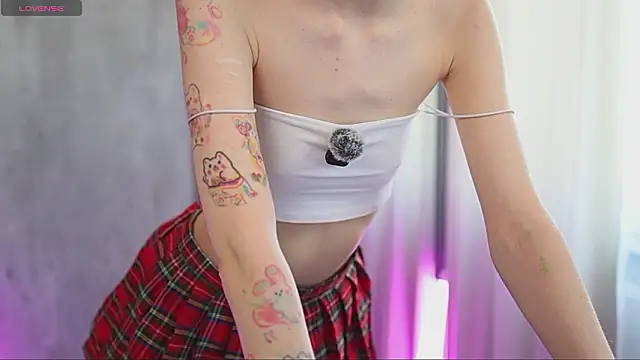 MyBabyLana online show from March 6, 8:09 am