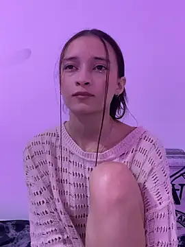 candy deluxe online show from August 8, 4:42 am
