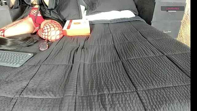 MarcoAndAllice online show from April 5, 6:01 am