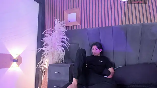 MarcoAndAllice online show from May 30, 4:21 am