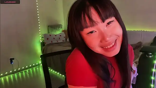 whispersofdarsy online show from March 2, 6:03 pm