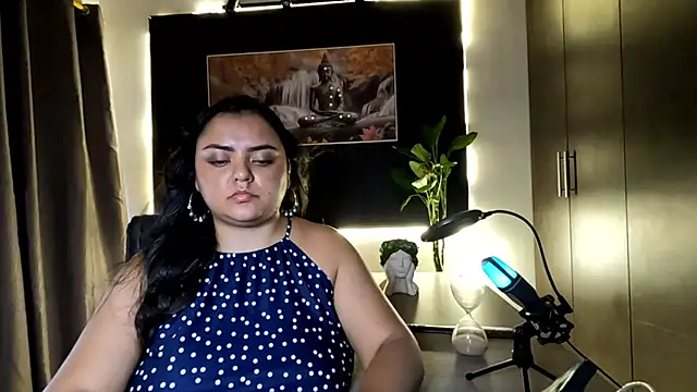 AzaraOnyx online show from July 8, 5:48 pm