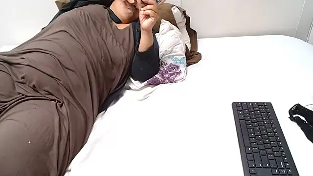 SmokAss online show from June 20, 2:31 pm