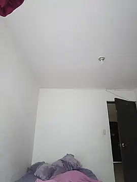 Freckless  online show from April 10, 7:53 pm