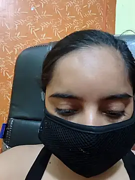 Zaraafreedi69 online show from July 3, 9:59 am