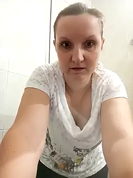 SusanGold9211 online show from March 10, 10:19 am