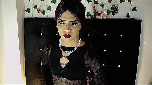 Kristal Queen01 online show from March 16, 1:30 am