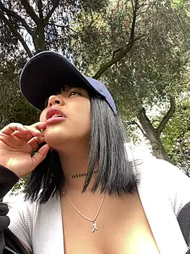 violet19x online show from February 18, 5:56 pm