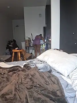 Cinnamonbunn online show from March 1, 7:41 am