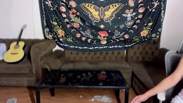 sassy wency online show from April 4, 5:01 pm