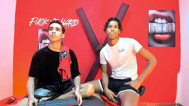 GREEN BOYS online show from February 17, 7:18 am