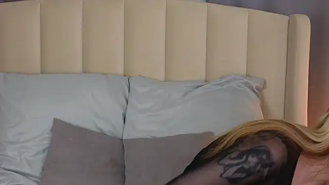 AlyssFrost online show from July 12, 2:01 am