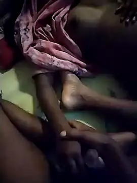 Your couple 01 online show from April 17, 5:59 pm