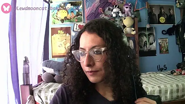lewd mooncat online show from May 5, 9:29 pm