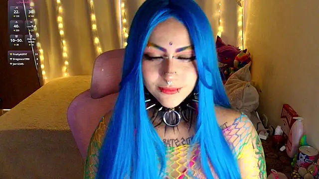 maliciaXpoison online show from March 6, 11:00 pm