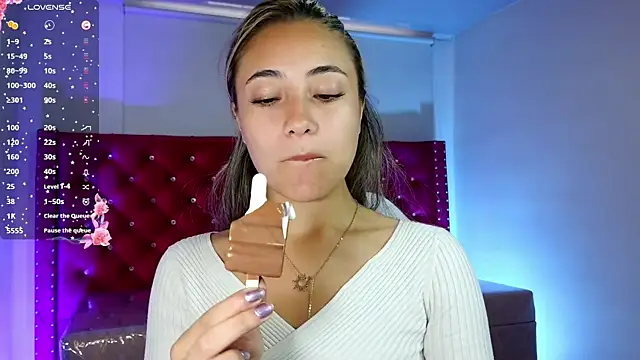 amy ker m online show from April 16, 8:30 pm