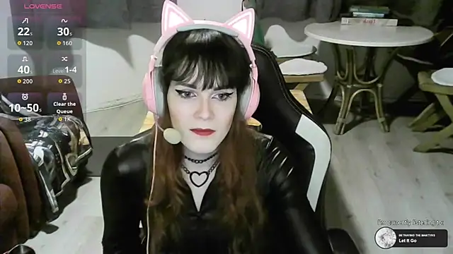 Samanteased online show from February 23, 6:07 pm