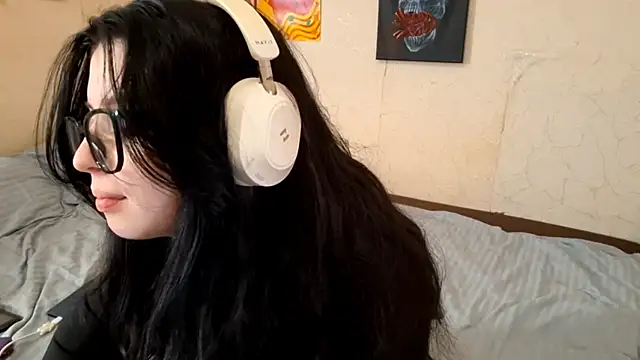 MindyMinty online show from February 27, 3:06 am