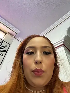 Kiarhatrixie1 online show from June 23, 6:06 pm