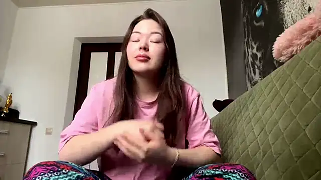 AudieGravely online show from February 22, 3:51 am