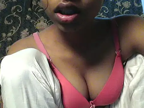 Rani1993 online show from March 6, 7:31 pm