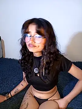 Lili  Clan online show from March 8, 2:26 am