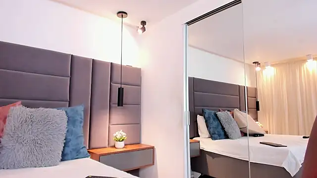 KaraWatson online show from February 18, 11:31 am