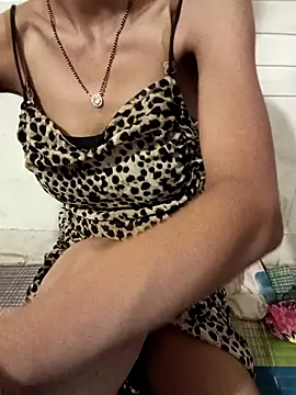 slim figure08 online show from April 27, 10:07 pm