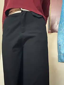 meenu cuties online show from April 19, 2:06 pm