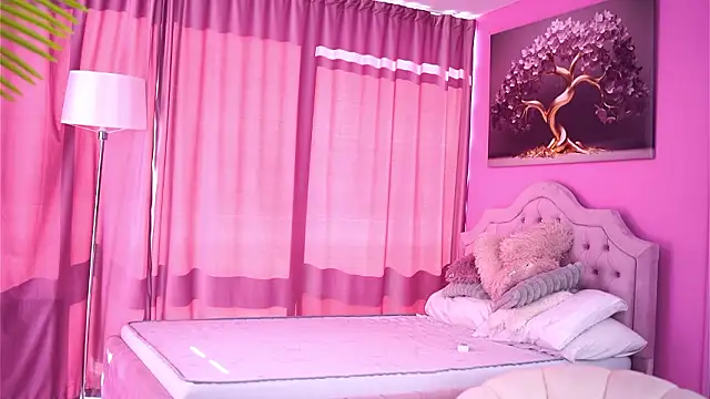 CrisstyBlair online show from March 7, 10:55 am