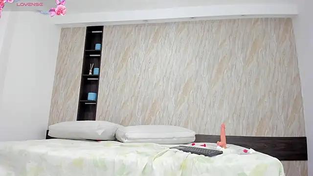 alina hart online show from February 23, 6:57 am