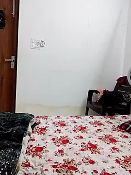 cute girl 29 online show from March 12, 1:03 pm