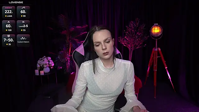 Wild Alice me online show from March 29, 4:28 pm