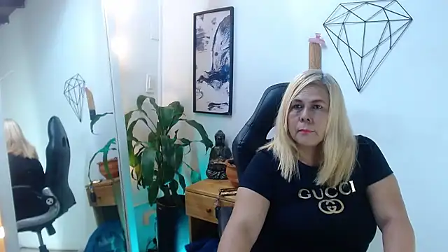 eva colen50 online show from April 2, 6:16 pm