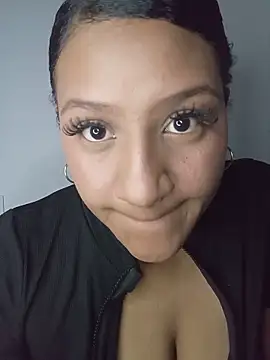 gigiblue89 online show from May 30, 9:18 am