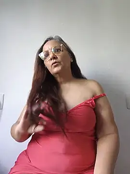 Noemipopi online show from June 14, 1:33 pm