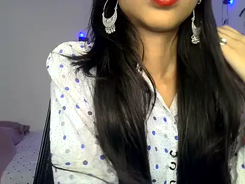 SIKSHA SINGH online show from March 6, 7:36 am