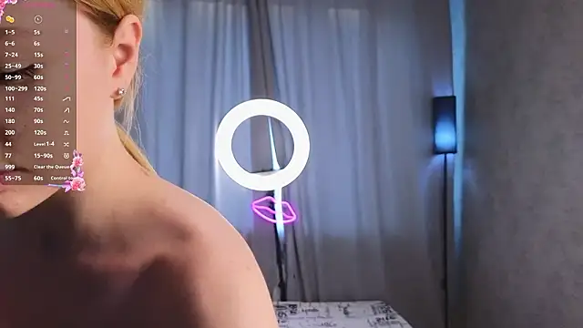 DevilWearsPradaa online show from March 7, 2:24 pm