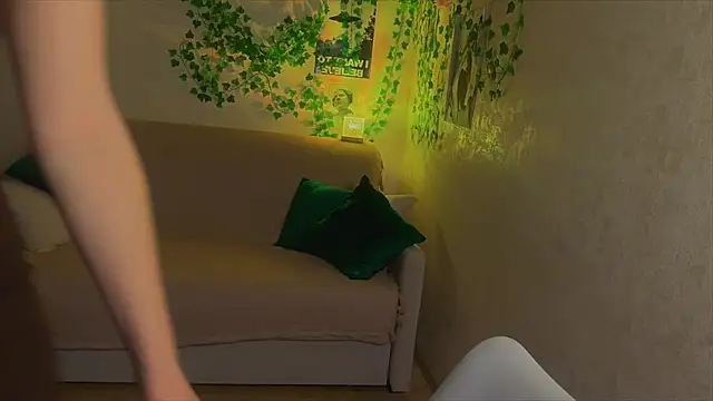 rinamandarina online show from February 28, 5:23 pm