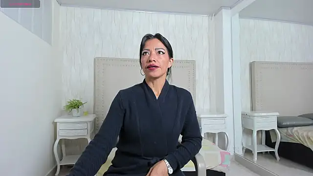 FernandaAvilax online show from March 10, 11:09 pm